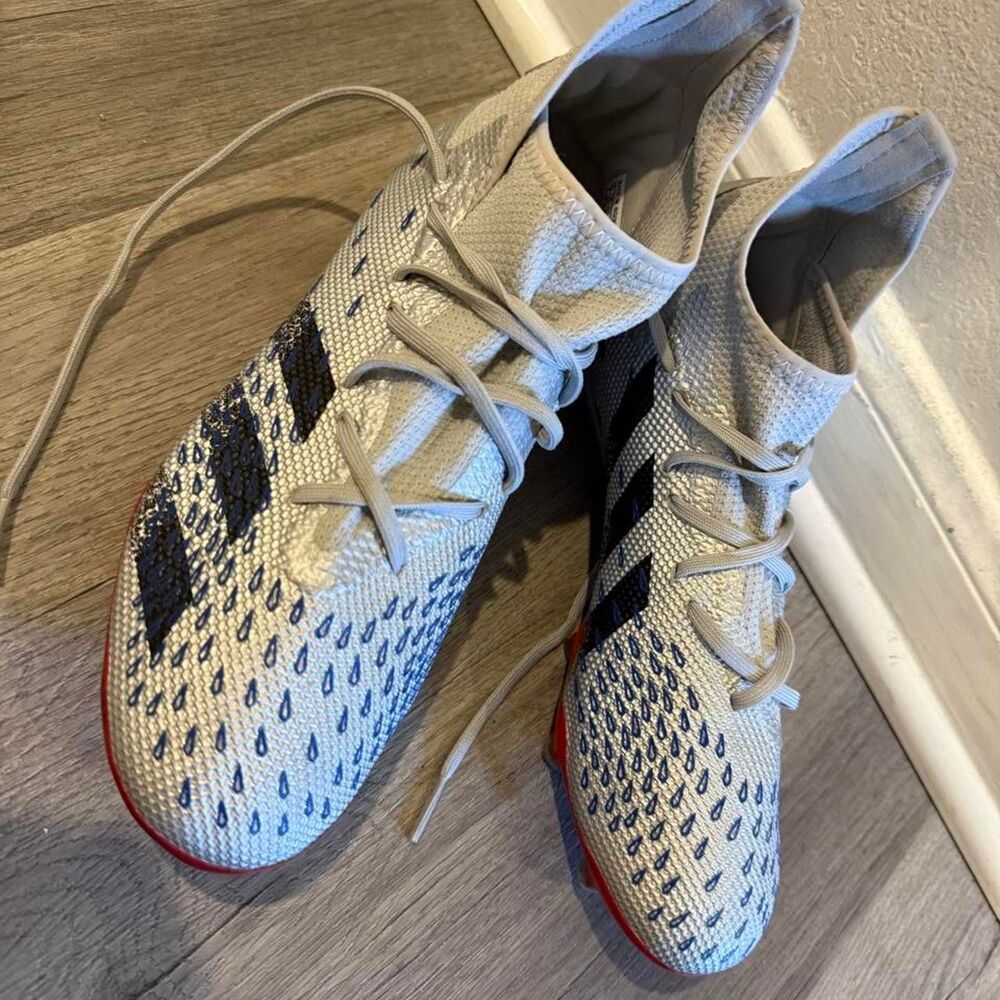 Adidas multi Footwear